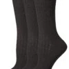 HUE Scalloped Pointelle Socks 3-Pack -Quality Clothing Store 917FOqth5wL. AC SR736920