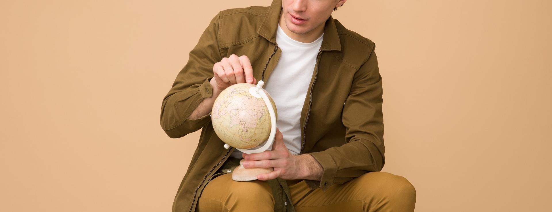 Quality Clothing Store -Quality Clothing Store man 3373868 1920